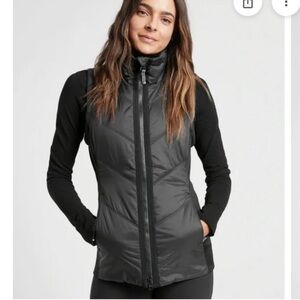 Athleta Rock Ridge Primaloft Vest size large petite